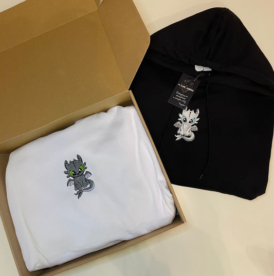 ZESTAW 2 BLUZY DLA PAR Z HAFTEM SMOKI