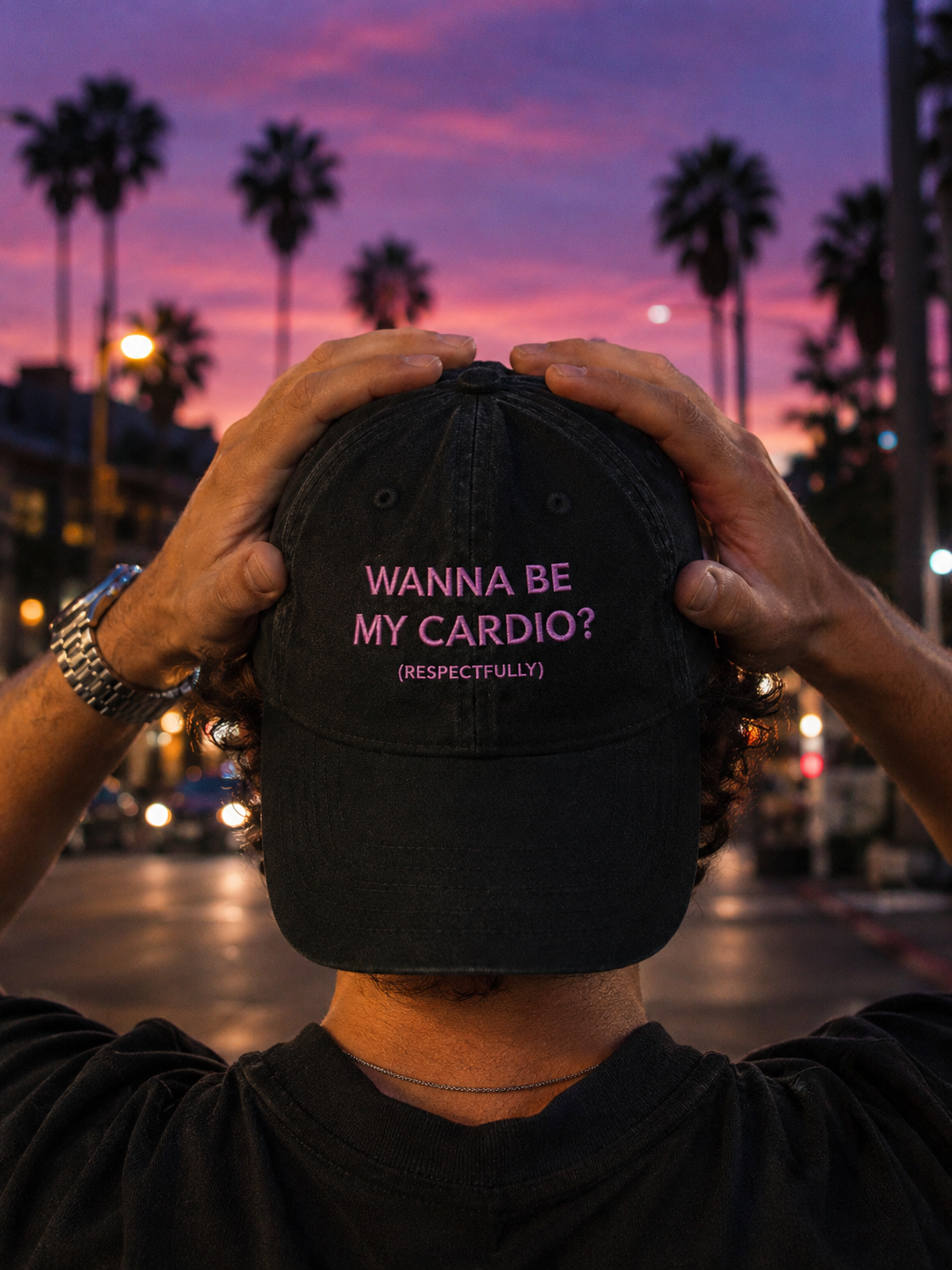 Czapka z haftem „Wanna Be My Cardio?”